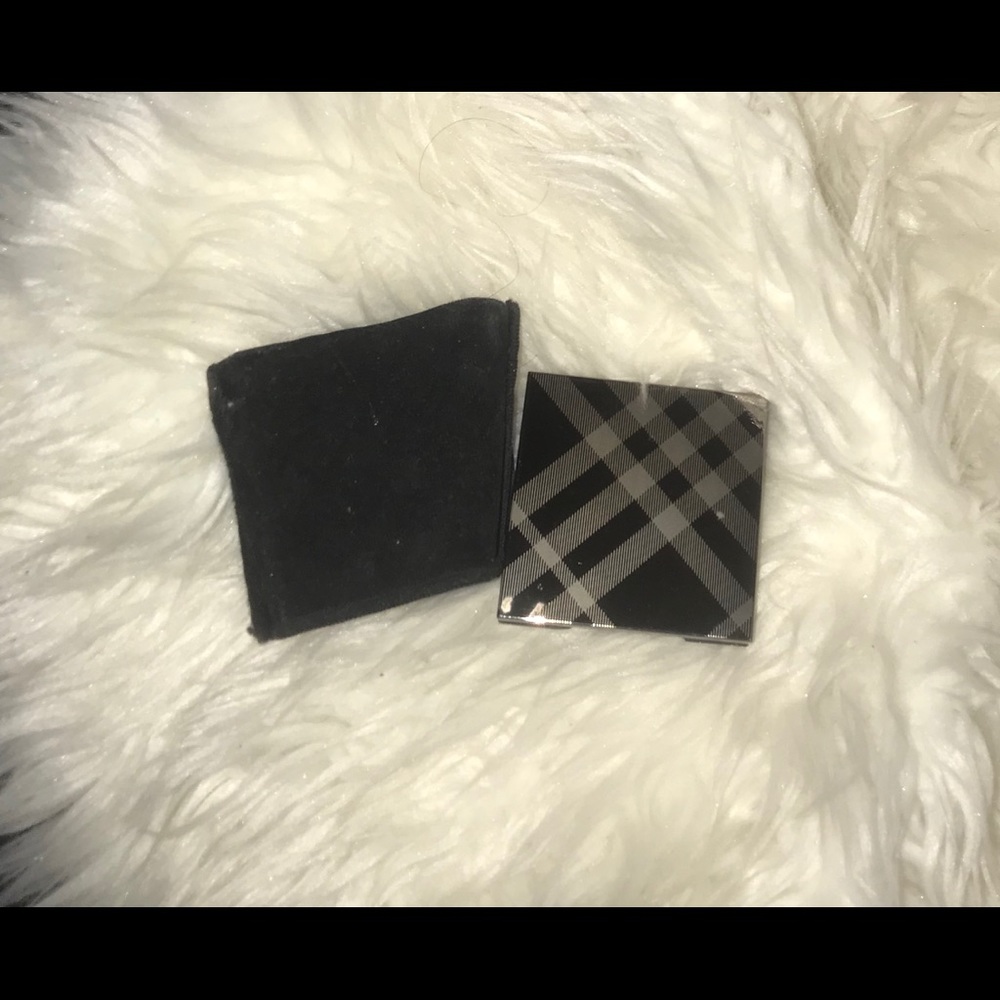 Burberry Blush in earthy